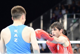 Рио-2016 : Азербайджанский боксер вышел в 1/4 Олимпиады